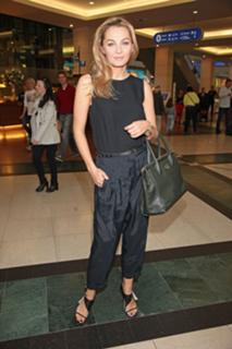 Malgorzata Socha feet photo thumbnail