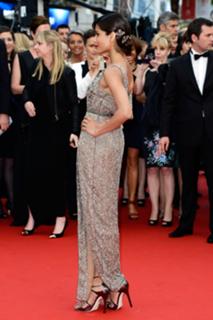 Freida Pinto feet photo thumbnail