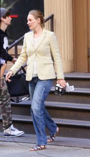Uma Thurman feet photo thumbnail