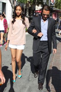 Zoe Saldana feet photo thumbnail