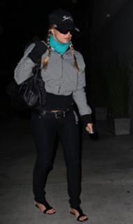 Fergie feet photo thumbnail