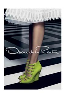Karlie Kloss feet photo thumbnail