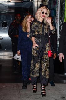 Rita Ora feet photo thumbnail