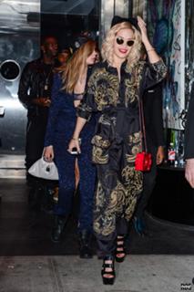Rita Ora feet photo thumbnail