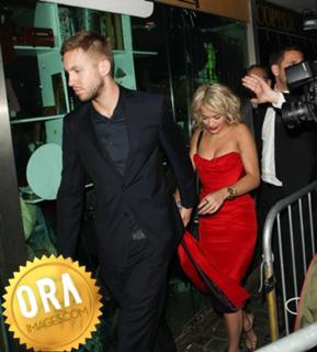 Rita Ora feet photo thumbnail