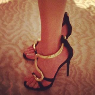 Ana Hickmann feet photo thumbnail