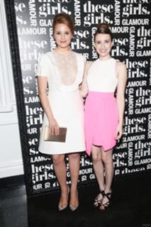 Emma Roberts feet photo thumbnail