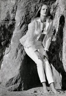 Uma Thurman feet photo thumbnail