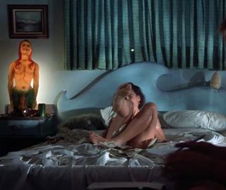 Demi Moore feet photo thumbnail