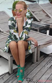 Cristina Ferreira feet photo thumbnail
