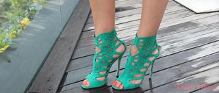 Cristina Ferreira feet photo thumbnail