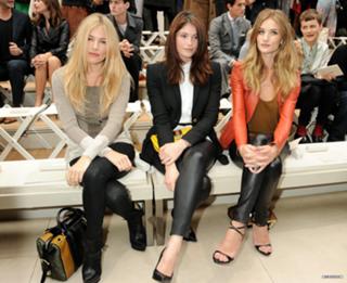 Rosie Huntington-Whiteley feet photo thumbnail