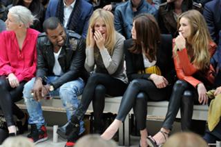 Rosie Huntington-Whiteley feet photo thumbnail