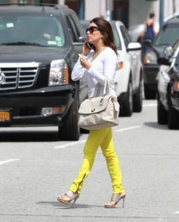 Eva Longoria feet photo thumbnail