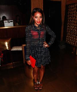 Angela Simmons feet photo thumbnail