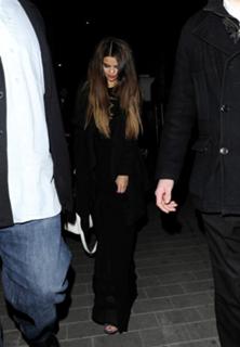 Selena Gomez feet photo thumbnail