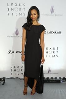 Zoe Saldana feet photo thumbnail