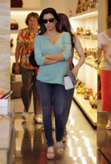Eva Longoria feet photo thumbnail