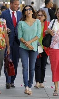 Eva Longoria feet photo thumbnail