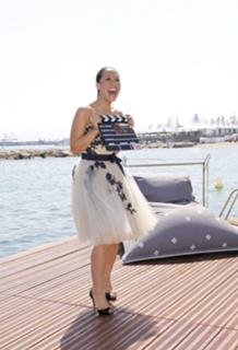Myleene Klass feet photo thumbnail