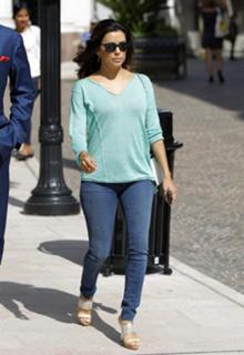 Eva Longoria feet photo thumbnail