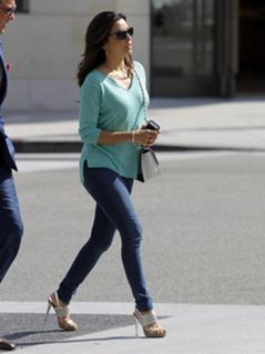 Eva Longoria feet photo thumbnail