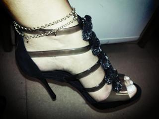 Lívia Andrade feet photo thumbnail