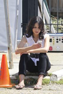 Jordana Brewster feet photo thumbnail