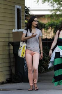 Jordana Brewster feet photo thumbnail