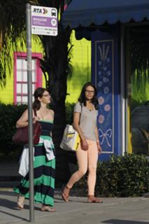 Jordana Brewster feet photo thumbnail