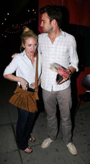 Brittany Snow feet photo thumbnail
