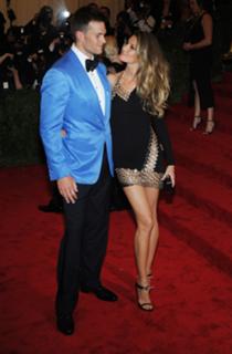 Gisele Bündchen feet photo thumbnail