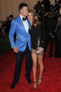 Gisele Bündchen feet photo thumbnail