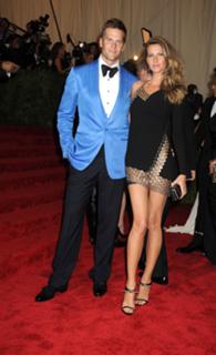 Gisele Bündchen feet photo thumbnail