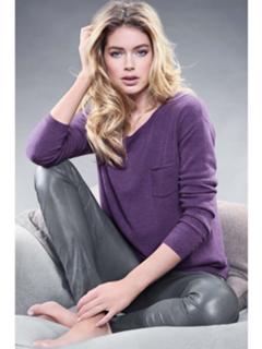 Doutzen Kroes feet photo thumbnail