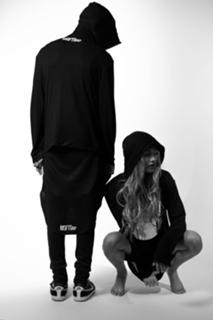 Pia Mia feet photo thumbnail
