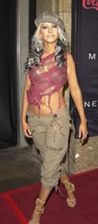 Christina Aguilera feet photo thumbnail