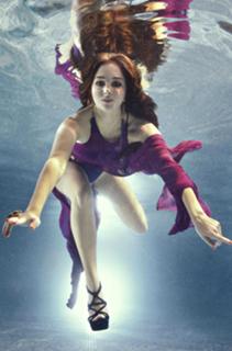 Tulisa feet photo thumbnail
