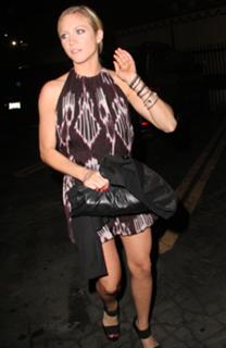 Brittany Snow feet photo thumbnail