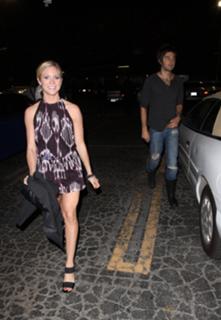 Brittany Snow feet photo thumbnail