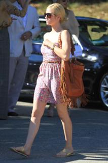 Brittany Snow feet photo thumbnail