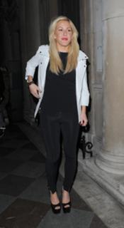 Ellie Goulding feet photo thumbnail