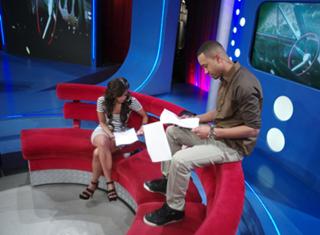 Rocsi Diaz feet photo thumbnail