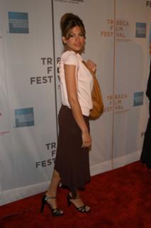 Eva Mendes feet photo thumbnail