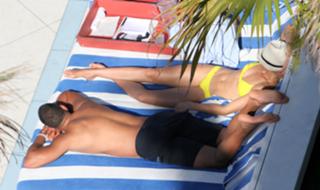 Cameron Diaz feet photo thumbnail