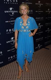 Brittany Snow feet photo thumbnail