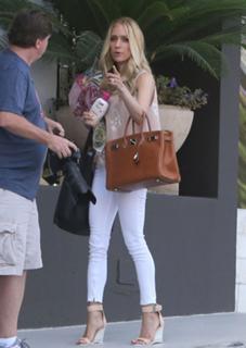 Kristin Cavallari feet photo thumbnail