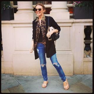 Kylie Minogue feet photo thumbnail