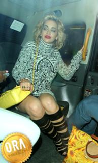 Rita Ora feet photo thumbnail