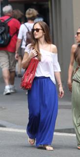 Minka Kelly feet photo thumbnail